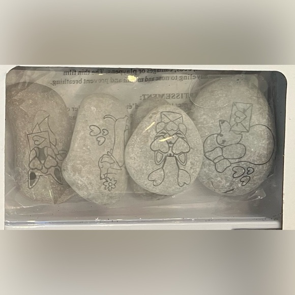 NWT Creatology rock art set Valentine’s Day theme - Picture 3 of 6